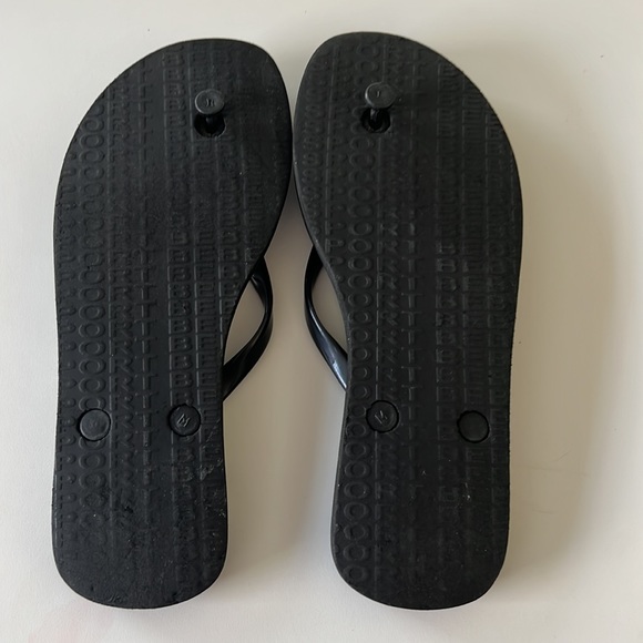 Bebe Sport Black Flip-flops, rhinestone logo perfect no missing stones, size 9 - Picture 5 of 7